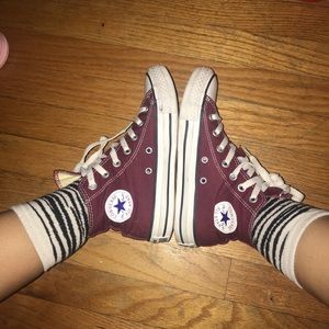 Burgundy converse